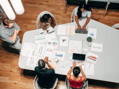 Flodesk vs Mailchimp: Which Email Marketing Platform Is Better in 2025?